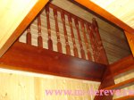 Деревянная лестница в загородном деревянном доме